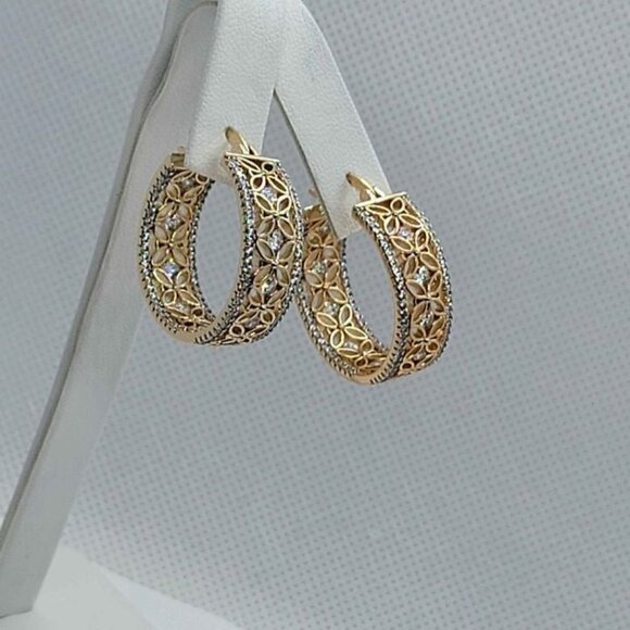 Brand New Butterfly with Cubic Zirconia Stones Earrings - Picture 1 of 4